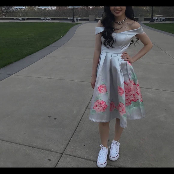 Chi Chi London Midi Prom Formal Dress - Picture 2 of 2